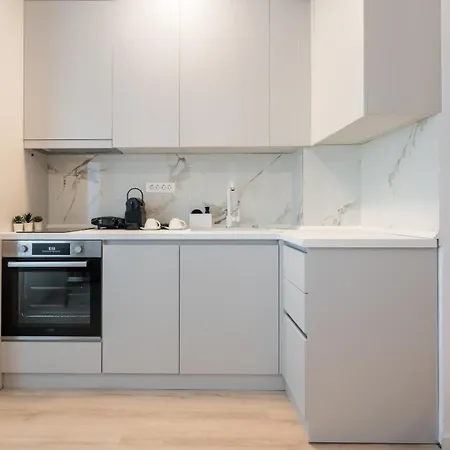 High-end With Panoramic View, Parking &pool Apartamento