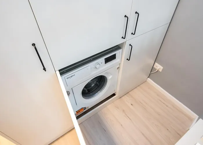 High-end With Panoramic View, Parking &pool Bükreş