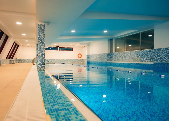 High-end With Panoramic View, Parking &pool Appartement